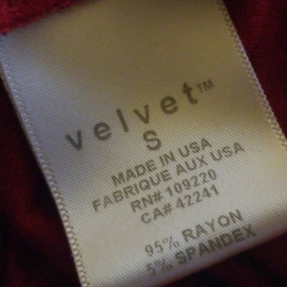 Velvet Deep Red Dress - Picture 7 of 8